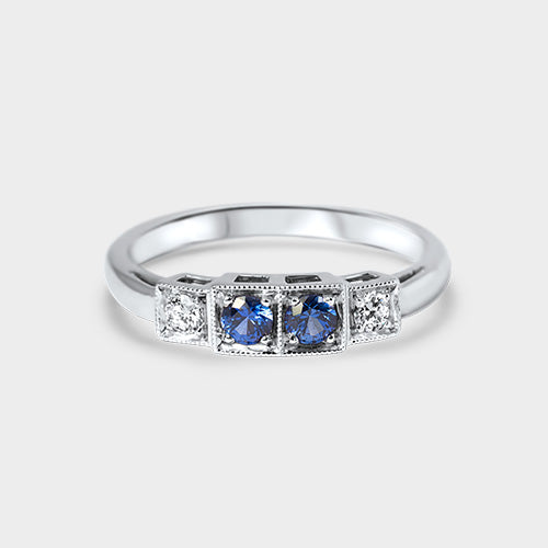 Anillo vintage zafiros y diamantes en canastas