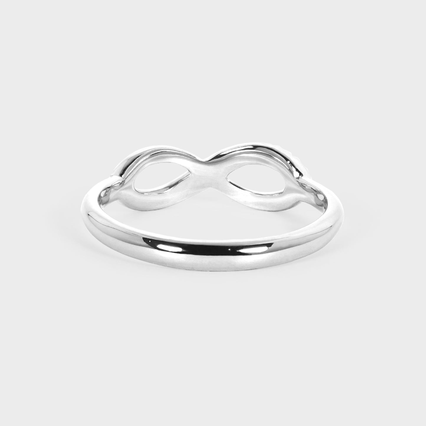 Anillo infinito con brillantes